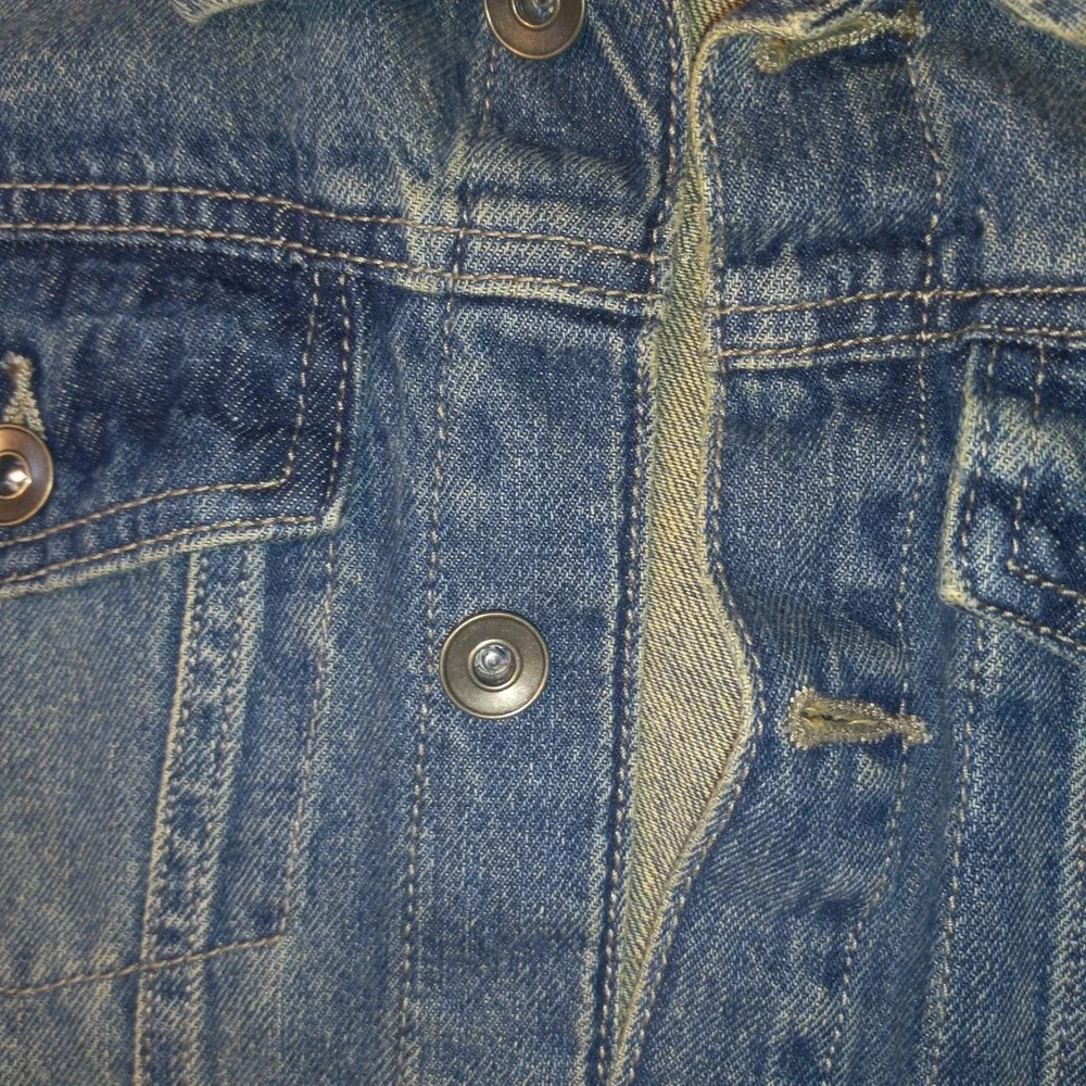 The Childrens Place Boys Medium Wash Denim Trucker Jacket Size L 10/12 Cotton